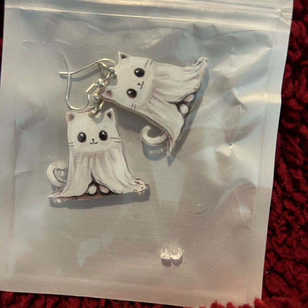 White Cat Charm Earrings - Cute Cat Dangle Earrings